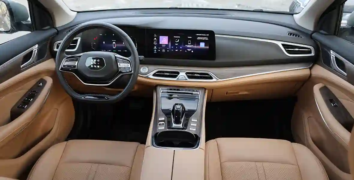 Новость Что выбрать: cравнили два семейных кроссовера и сделали выводы