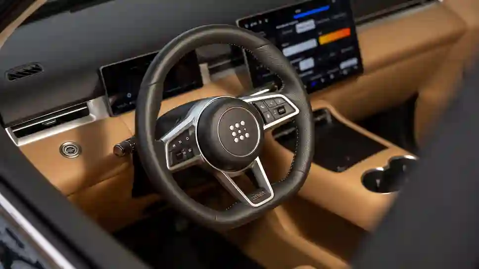 Новость EVOLUTE (Будь последовательным: EVOLUTE i‑SPACE в цепи дагестанских гор)